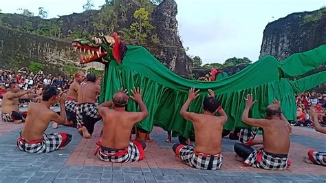 Tari kecak gwk jadwal  Tempat terakhir yang direkomendasikan untuk menonton pertunjukan Tari Kecak adalah di Batubulan, Gianyar, Bali